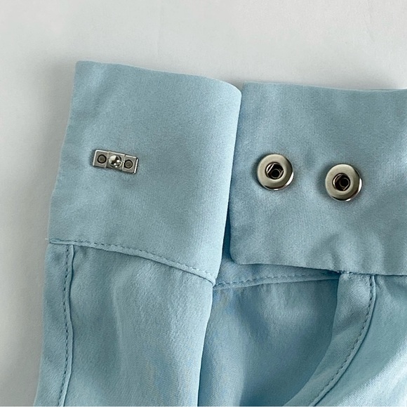 Elie Tahari Jolene Pleated Front, Long Sleeve Hi-Low Hem 100% silk Blouse Sz L - Picture 6 of 8